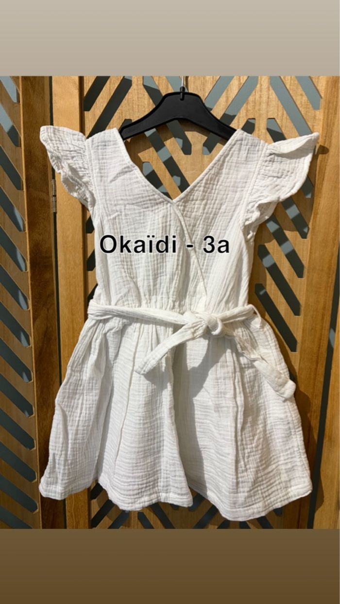 Robe blanche Okaïdi 3a - photo numéro 1