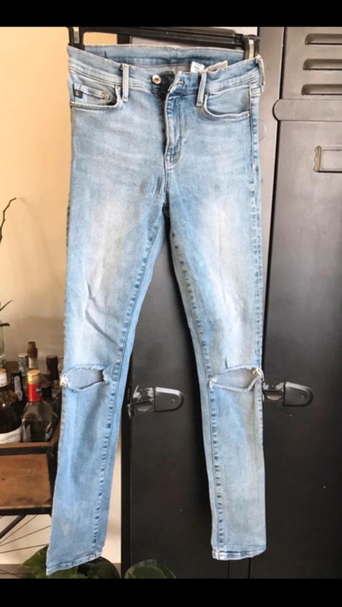 Jean effet déchiré, H&M , taille 38