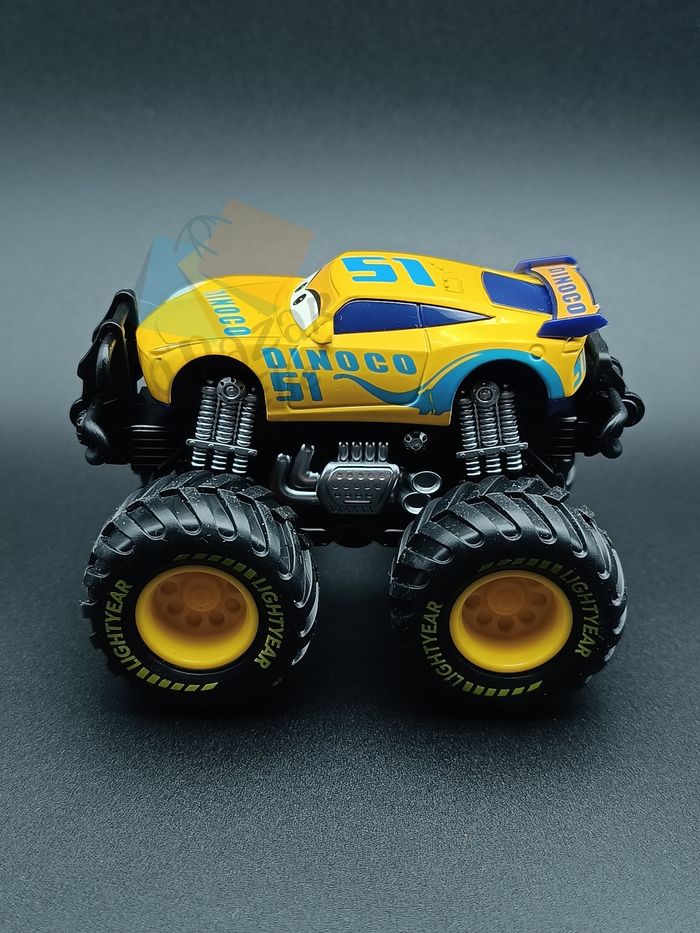 Voiture Cars Monster Cruz Ramirez - photo numéro 3