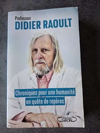 Livre Didier Raoult 