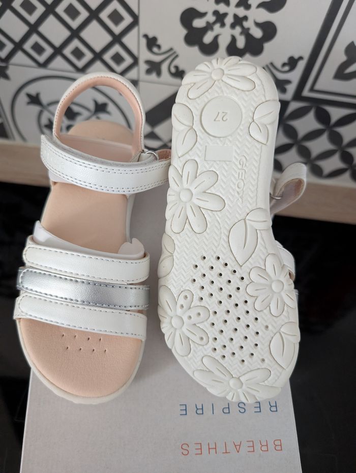 Sandales d'été fille. Taille 27. Neuf. Geox - photo numéro 5