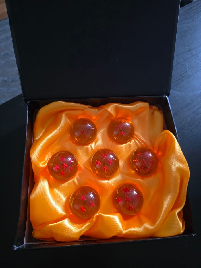Coffret de 7 balles de dragon ball Z neuf