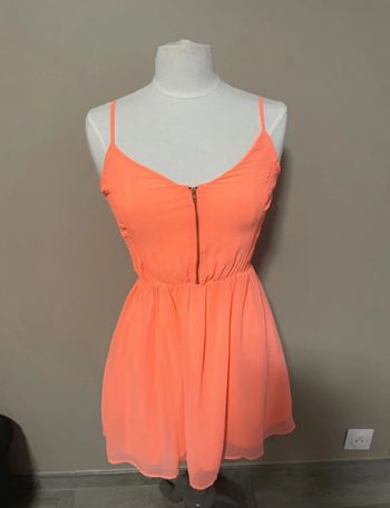 Robe fluide corail fluo à bretelles – zip devant – été / plage – taille S