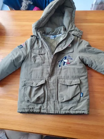 Manteau matelassé snoopy 4ans