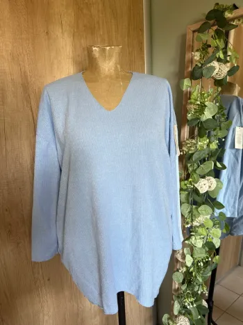 Pull col V avec poches femme