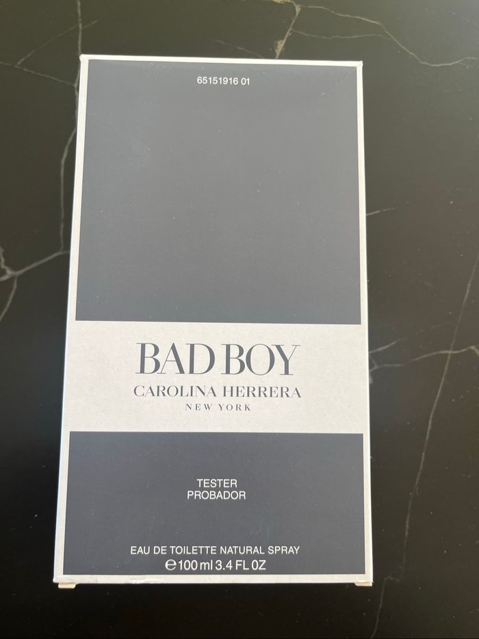 Parfum Bad boy Carolina Herrera - photo numéro 3