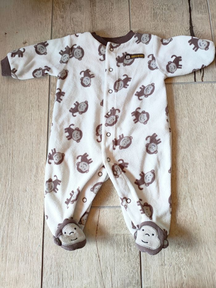 Lot 9 pyjamas 3 mois - photo numéro 2