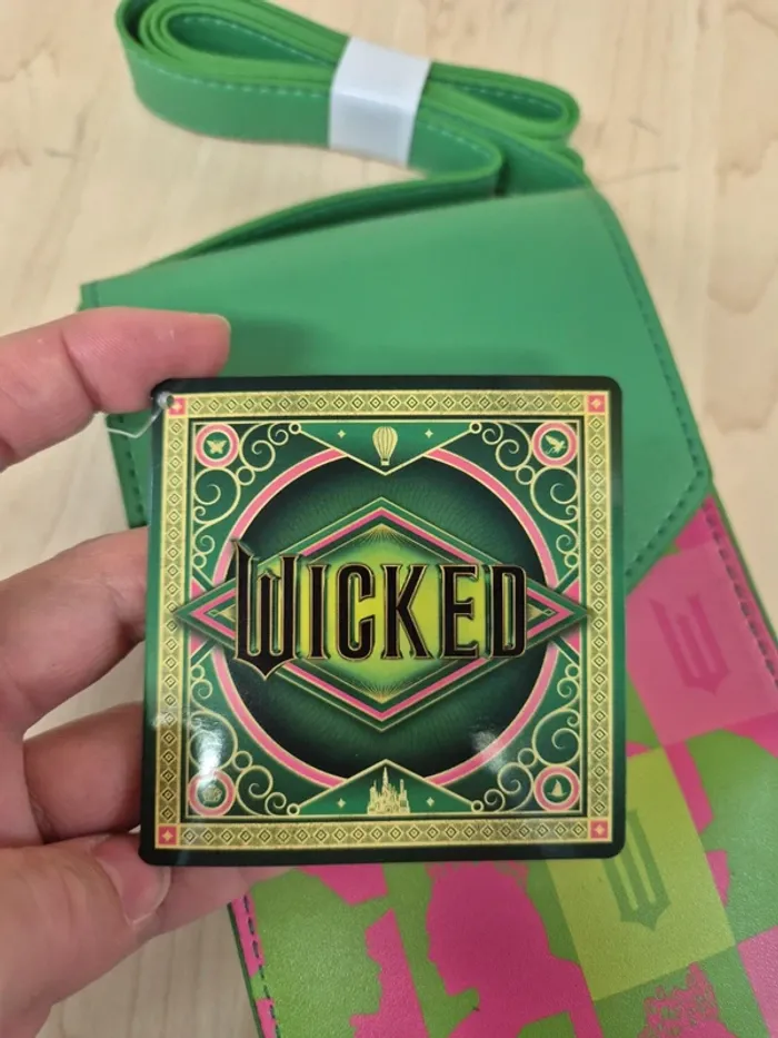 Sacoche Wicked : Logo - photo numéro 10