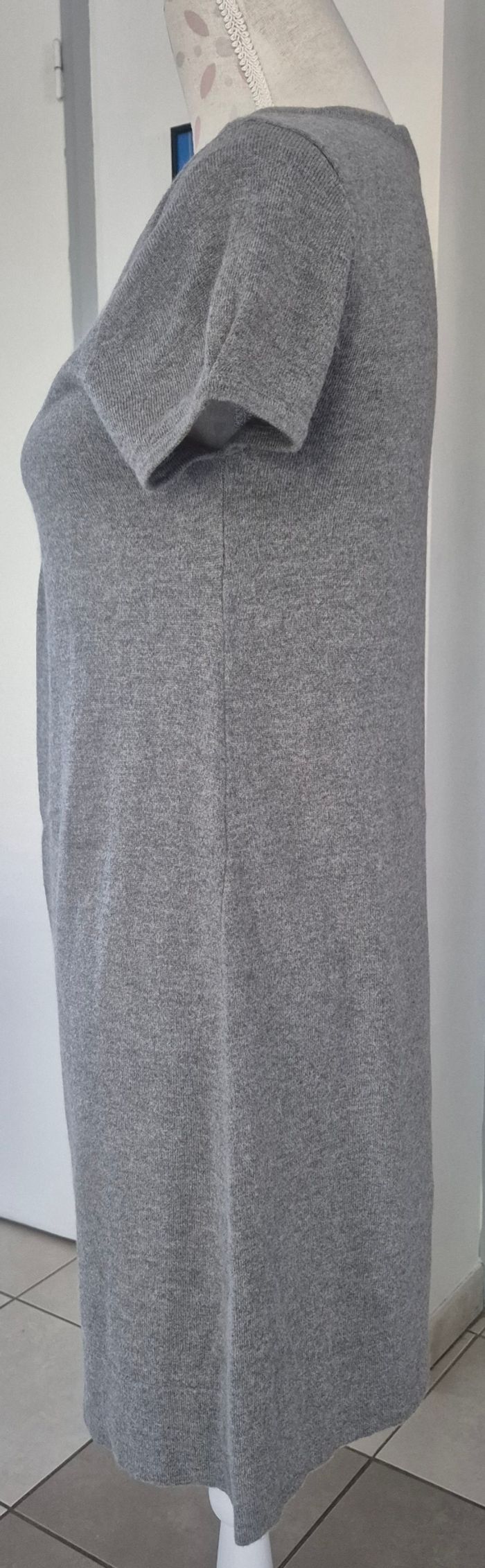 Robe grise - photo numéro 2
