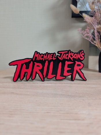 Michael Jackson thriller logo décoratif 20x8cm Excellent état 