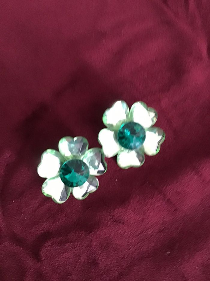 Très beaux clips fleurs vintage . Années 80 - photo numéro 2