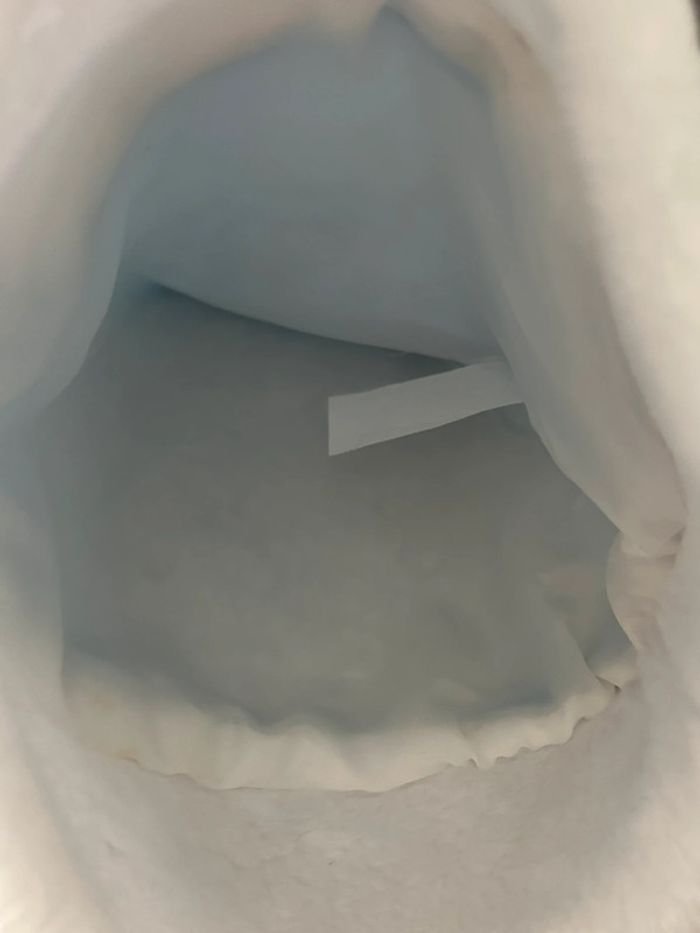 Bonnet reine des neige taille enfant très bon état - photo numéro 3