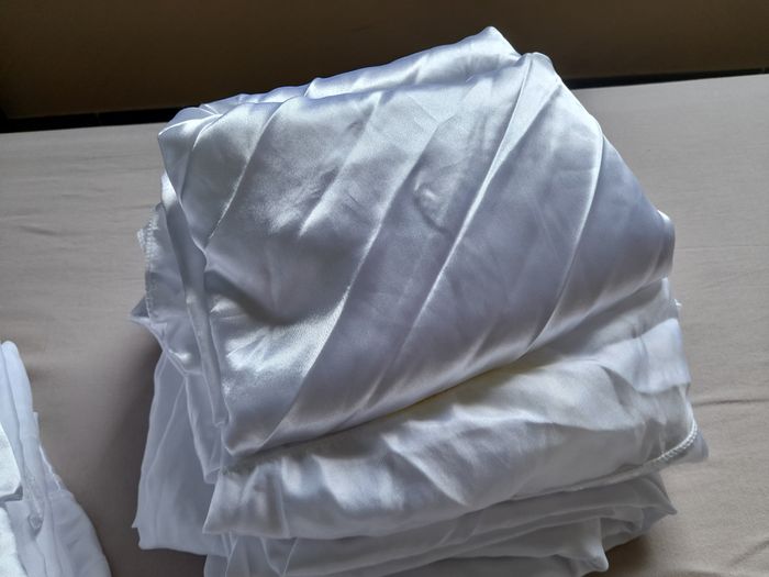 Lot de nappes blanches - photo numéro 3