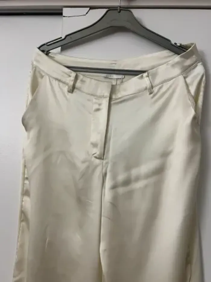 Pantalon satiné large fluide crème LPB