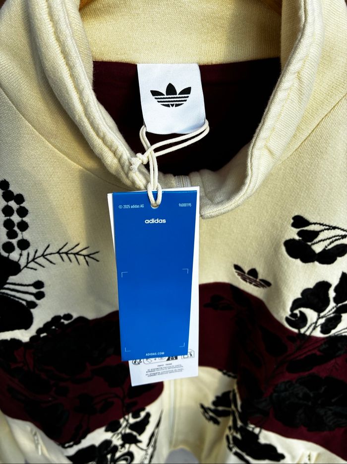 Adidas Originals x ASOS - Veste de survêtement à fleurs brodées - Babeurre - photo numéro 4