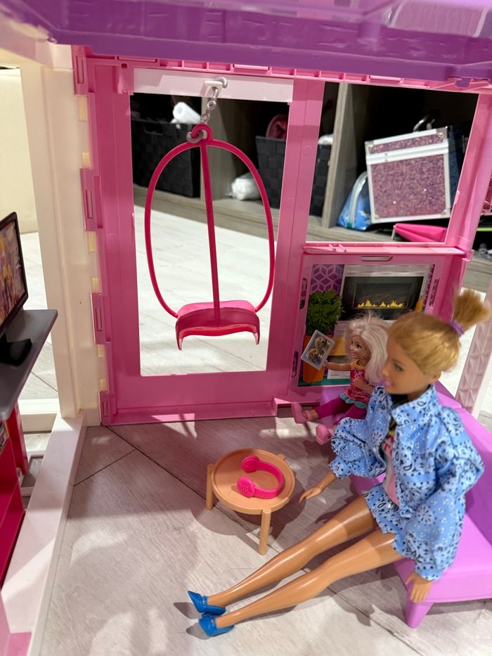 Maison de luxe  barbie et accessoires  90cm X  60 cm - photo numéro 9