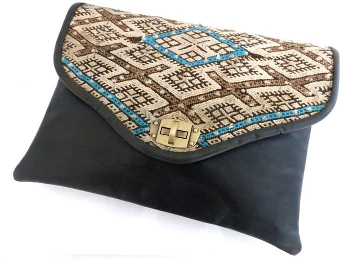 Sac bandoulière NEUF pochette cuir noir pleine fleur tannage naturel & Laine Kilim - Besace ethnique - photo numéro 11