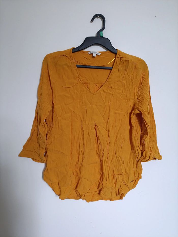 Blouse fluide moutarde à manches 3/4 vintage effet froisé