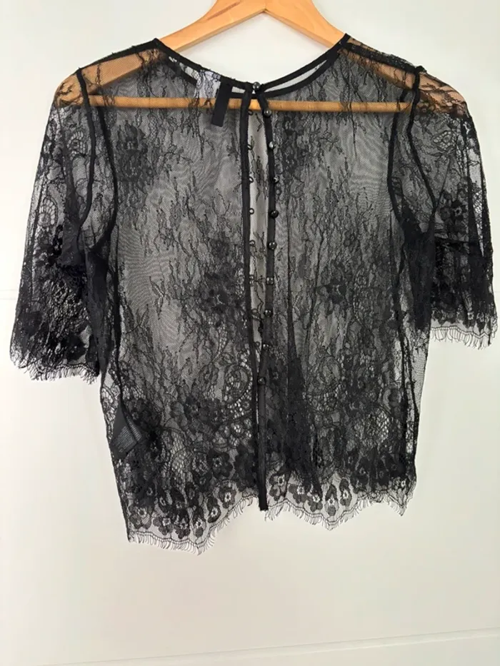 Blouse courte en dentelle noire (oversized) - photo numéro 4
