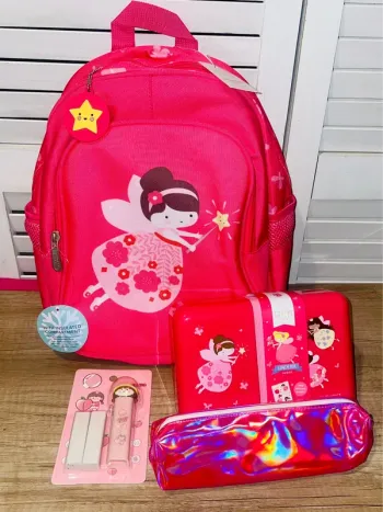 Lot sac à dos + boîte + trousse + gomme Little Lovely