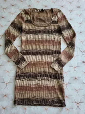 Robe Marron et Crème marque Jennyfer  x  Emma  taille M neuf