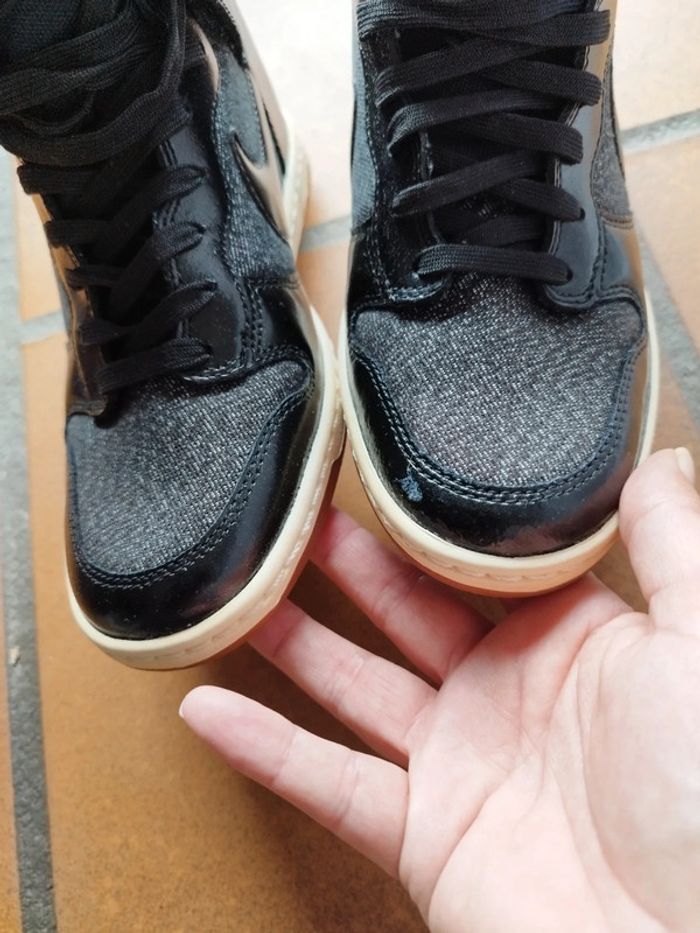 Nike dunk sky hi essentiel taille 37,5 - photo numéro 2