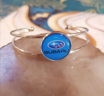 Bracelet manchette subaru
