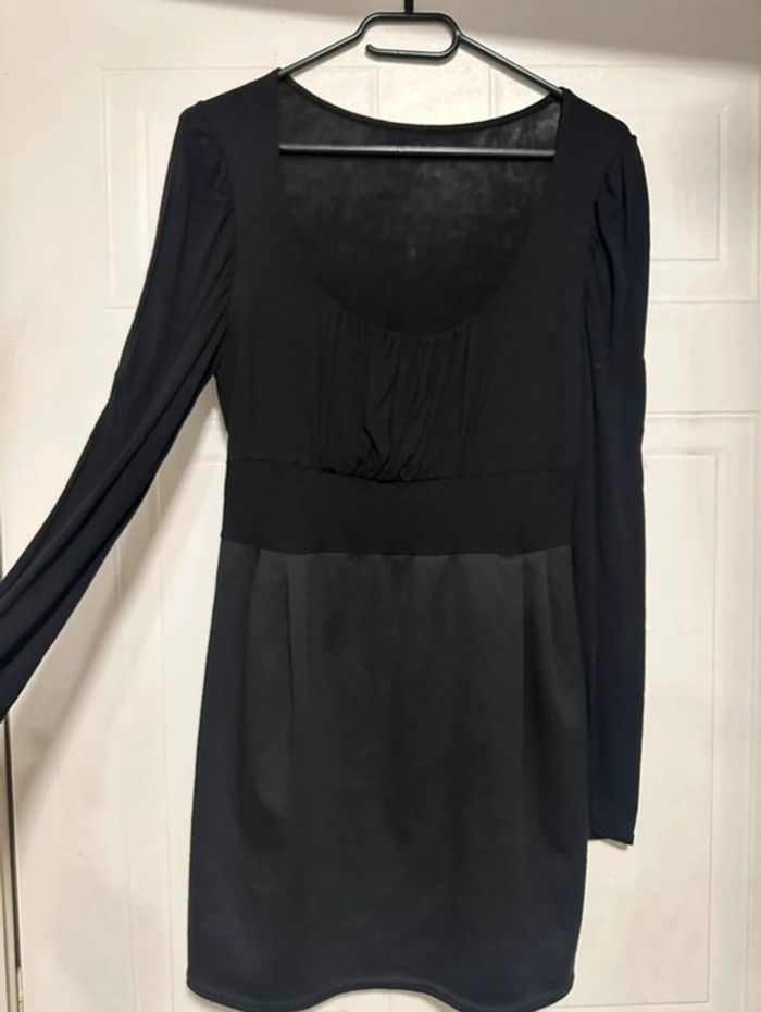 Robe Noir Automne/Hiver Taille M - photo numéro 2