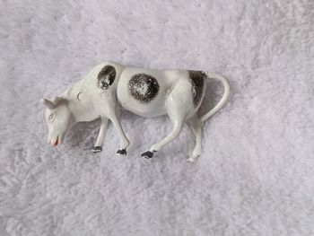 Figurine Vache Vintage - 11 cm