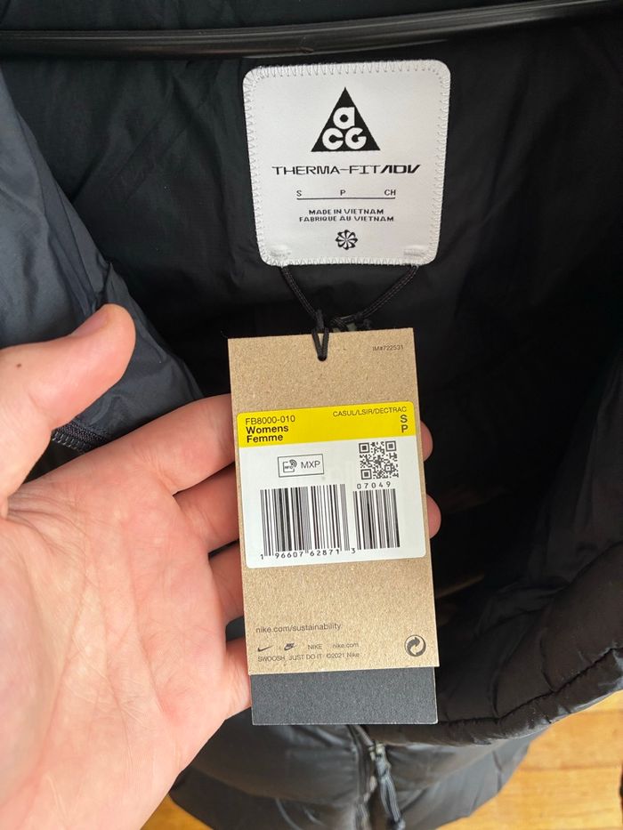 Doudoune Nike ACG Noire - Taille S - Neuve - photo numéro 7