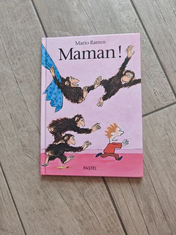 Livre enfant "maman" avec des singes