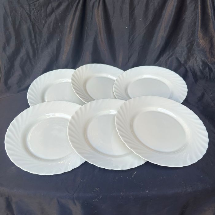 6 assiettes plates blanc cassé arcopal Trianon - photo numéro 5