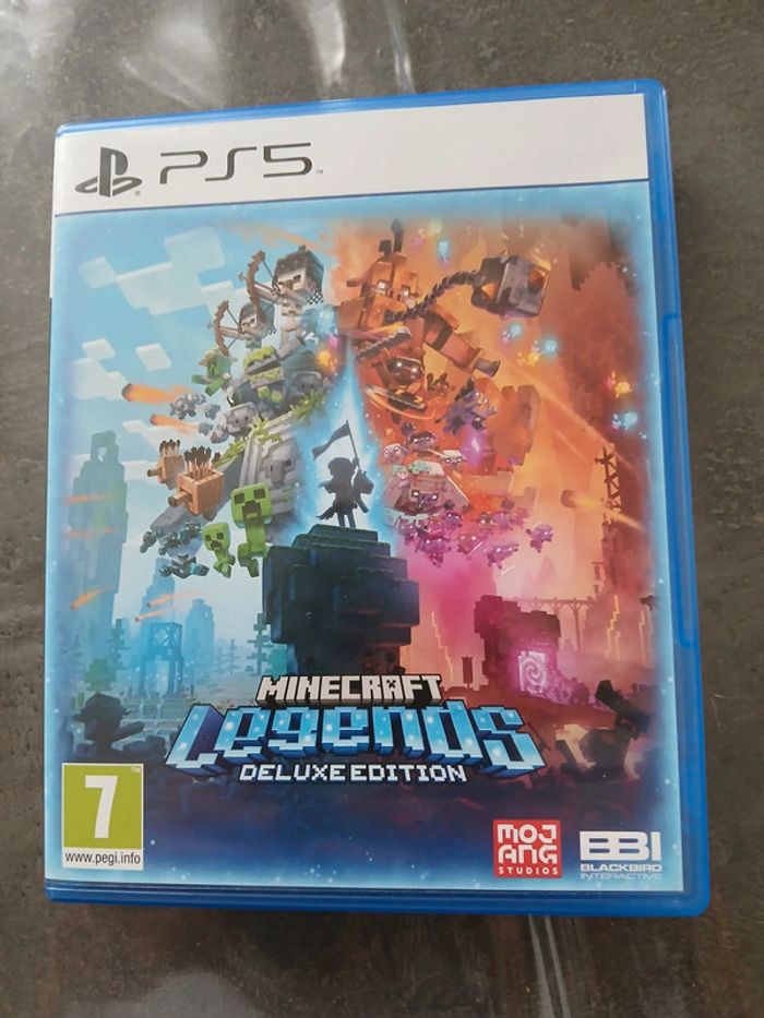 Jeu PS5 minecraft legends déluge édition