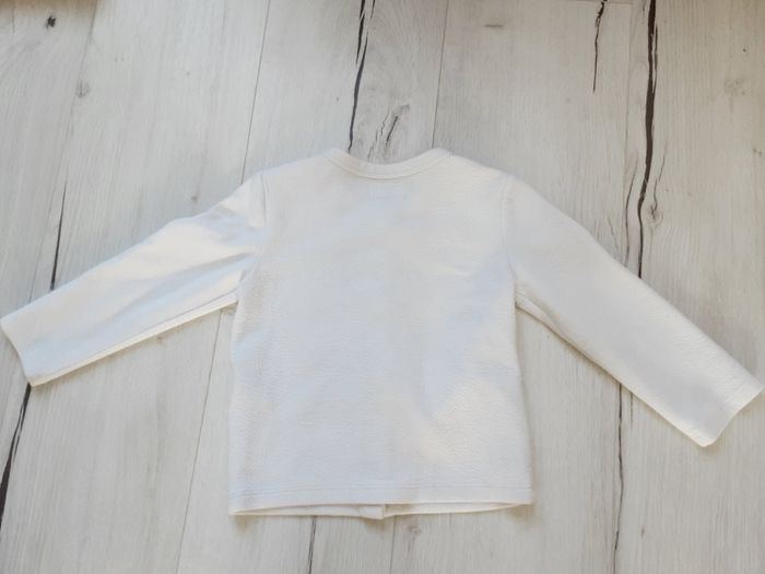 Vêtement bébé fille gilet blanc Gémo 24 mois 2 ans - photo numéro 3