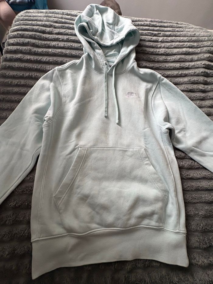 Pulls Nike bleue pastel - photo numéro 2