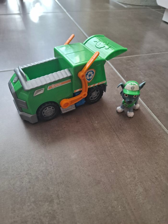 Rookie et son véhicule - photo numéro 2