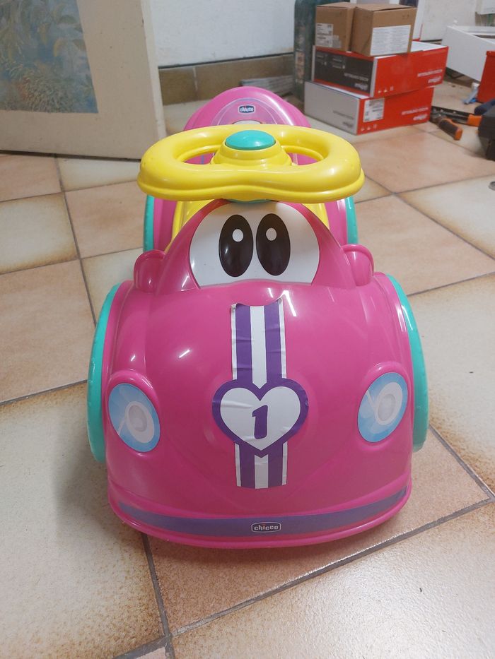 Voiture porteur chicco