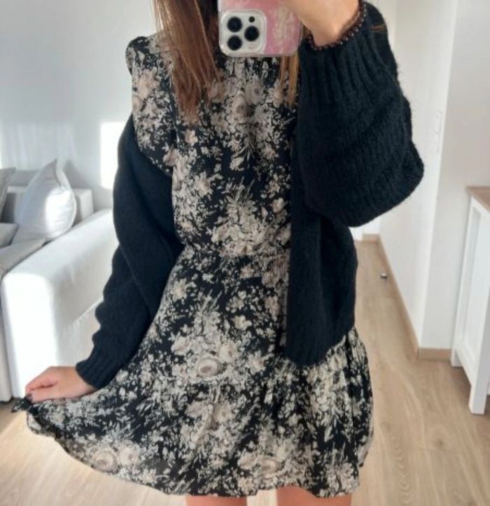 Robe Peace n'love taille M/L neuve avec étiquette - photo numéro 2