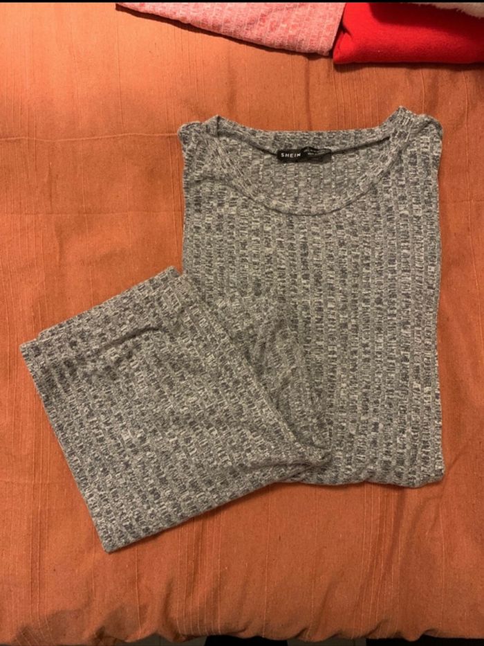 Lot 2 ensembles t-shirt / cycliste gris et grise - photo numéro 2