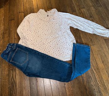 T-shirt vertbaudet à col (14 ans mais taille pas immense) et jeans Monoprix 12 ans