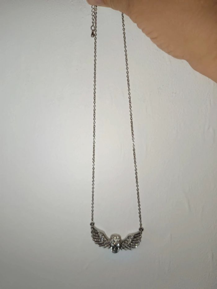 Collier à strass en métal argenté tête de mort - photo numéro 2
