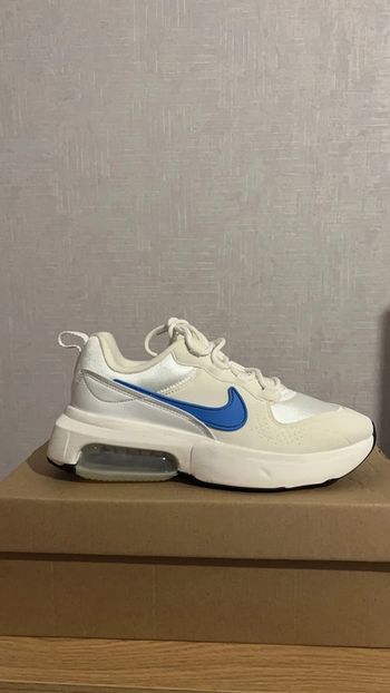 Baskets Nike air max Verona 40