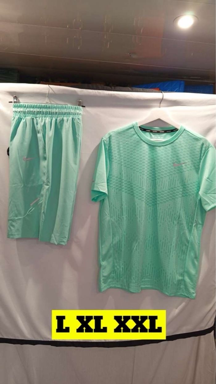 Ensemble short tshirt - photo numéro 4