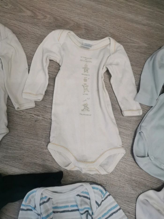 Lot de 6 bodys 3 mois - photo numéro 6
