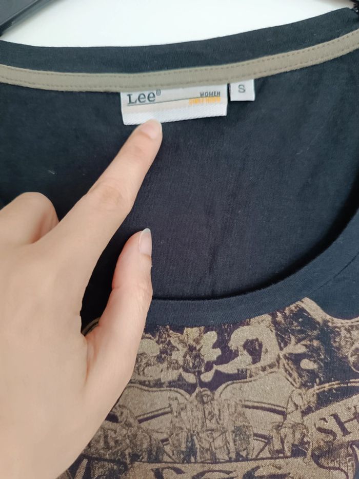 🖤 Lot de 2 t-shirt Lee Cooper 🤍 taille S - neuf sans étiquette - photo numéro 5