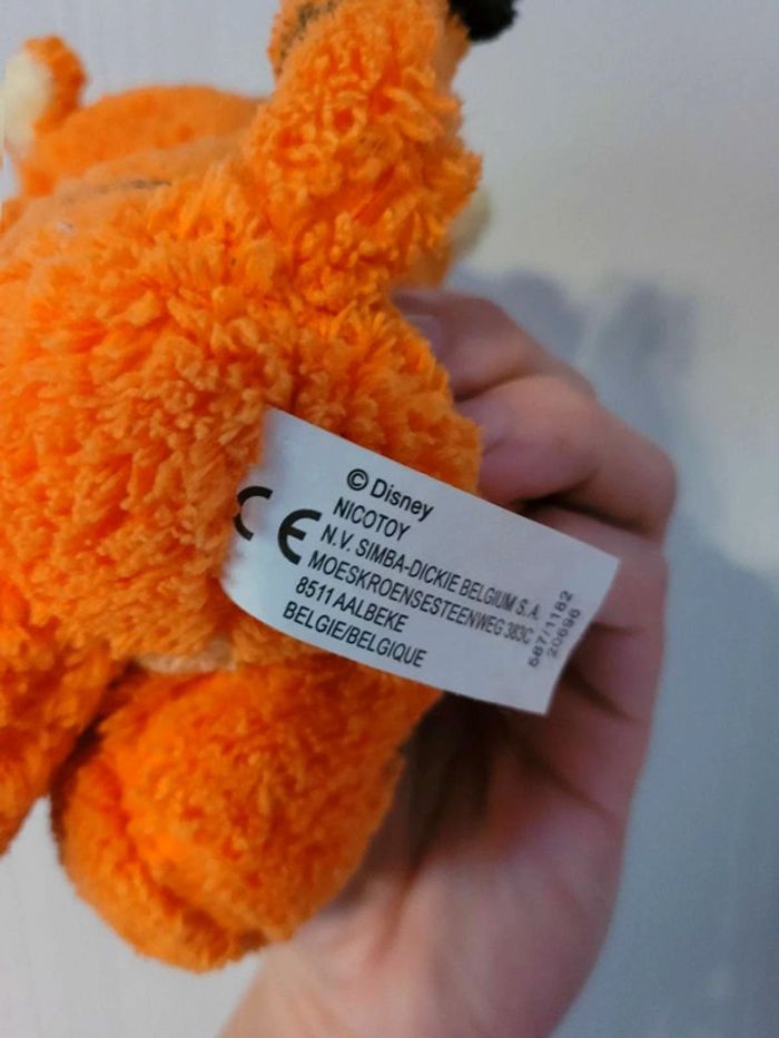 Peluche  tigrou  disney  nicotoy - photo numéro 3