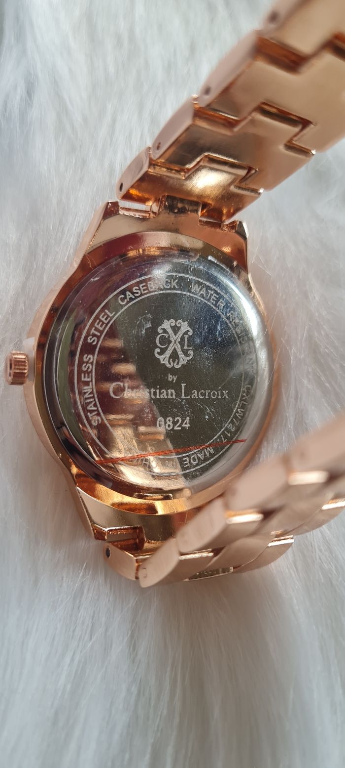 Montre femme - photo numéro 4