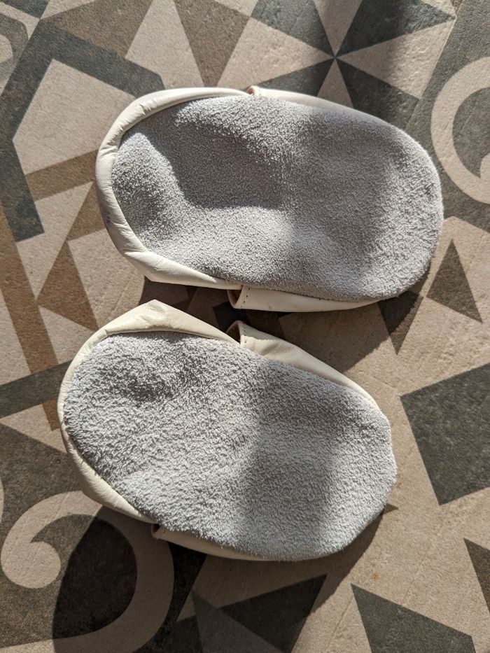Chaussons cuir neufs Eco bébé  6-12 mois - photo numéro 4