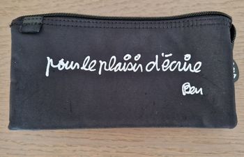 Trousse  noire Ben pour le plaisir d'écrire en très bon état