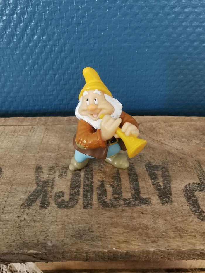 Figurine Joyeux des 7 nains de Disney